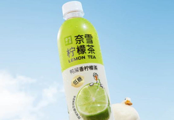奈雪瓶装茶再添第四大品类,低糖鸭屎香柠檬茶上市