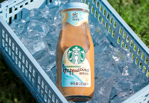 星巴克加码植物基即饮咖啡！全球首发瓶装燕麦星冰乐