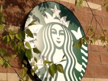 今天,星巴克交出中国市场最新成绩单!新一年开店提速,CEO说坚定信心