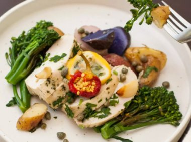 美国新鲜食品品牌「Positive Food」完成700万美元的新一轮融资，与零售巨头Whole Foods合作拓展销售渠道