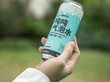 「水獭吨吨」上新,果茶块的专属气泡水来了