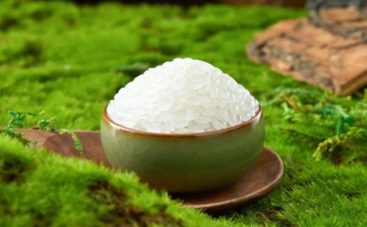 十月稻田新米上市,官宣自由式滑雪冠军徐梦桃出任代言人