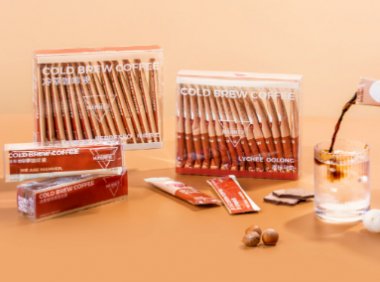 Manner Coffee新品咖啡液来了！推出经典意式、荔枝乌龙两款冷萃咖啡液